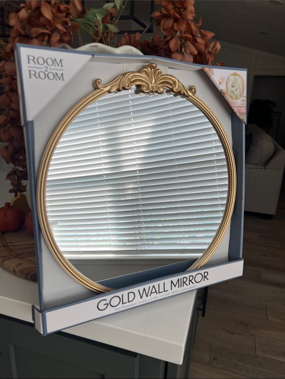 GOLD WALL MIRROR ..